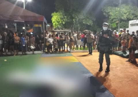 Jovem de 16 anos é assassinado a tiros em praça de Manaus