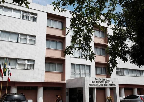 Crise na advocacia trabalhista causa migração para Juizados Especiais em Manaus