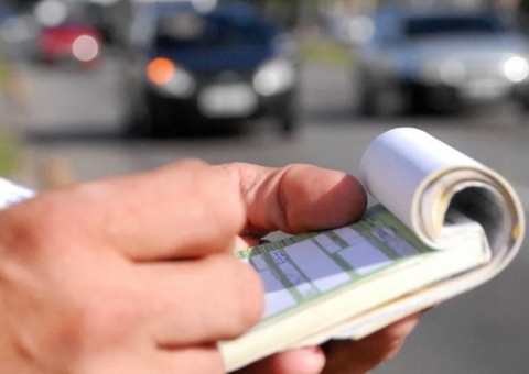 Multas de trânsito terão desconto de 40% em Manaus