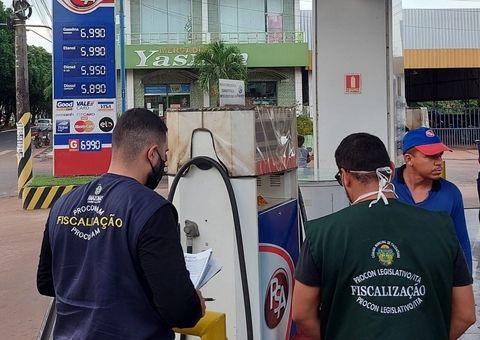 Postos de gasolina e agências bancárias são autuadas no Amazonas