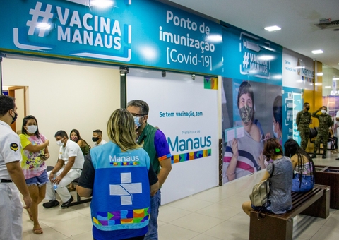 Megavacinação contra a covid-19 continua neste domingo em Manaus