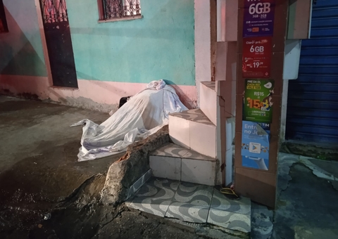 Cabeleireiro é executado a tiros por ocupantes de carro em Manaus