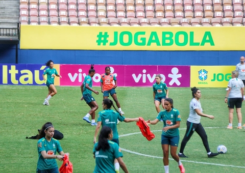 Seleção feminina faz treino na Arena da Amazônia em Manaus