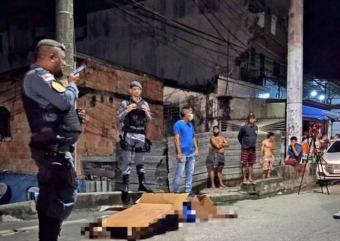 Mototaxista é morto com 5 tiros enquanto dirigia em avenida de Manaus
