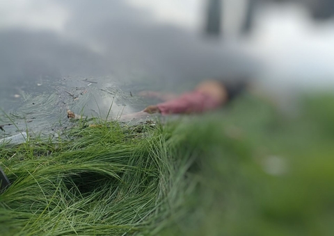 Corpo de homem é achado boiando em igarapé de Manaus