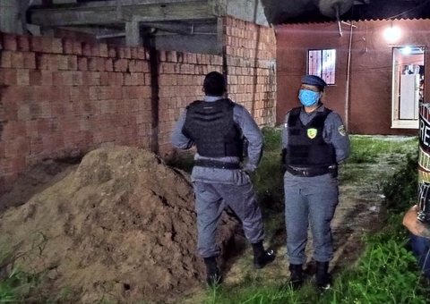 À queima-roupa, casal é executado dentro de casa em Manaus 