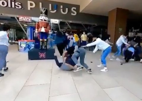 Venda de ingressos para Homem-Aranha 3 termina em pancadaria no México; veja vídeo