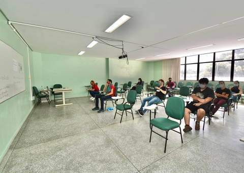 UEA abre inscrições para Vestibular e SIS no Amazonas; São mais de 4 mil vagas