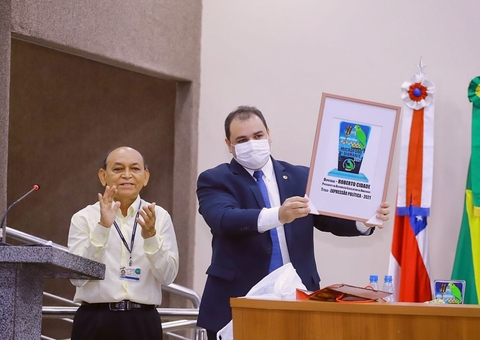 Roberto Cidade anuncia 38% de reajuste salarial aos servidores da Assembleia Legislativa
