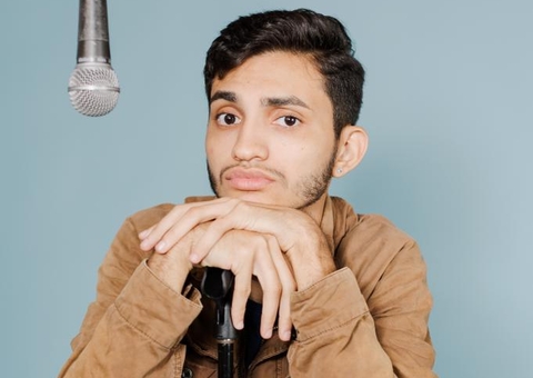 Vacina Premiada: Confira resultado do sorteio para show de humor 'Hétero afeminado a bordo'