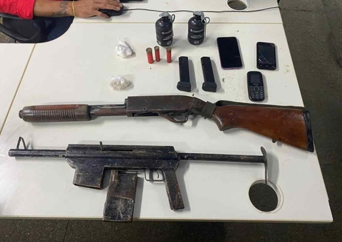 Homem é preso com armas, drogas e granadas no Amazonas