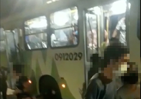 Grávida passa mal após assalto a ônibus da linha 439 em Manaus; veja vídeo