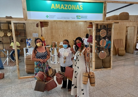 Artesãos do Amazonas faturam mais de R$ 300 mil em Feira Nacional de Artesanato