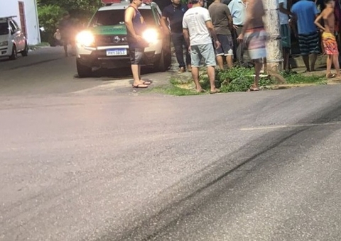 Homem é abordado por criminosos em carro e morto a tiros em Manaus