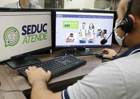 Central telefônica está disponível para tirar dúvidas sobre matrículas no Amazonas