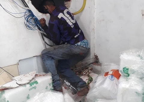 Homem morre eletrocutado ao invadir depósito para roubar em Manaus