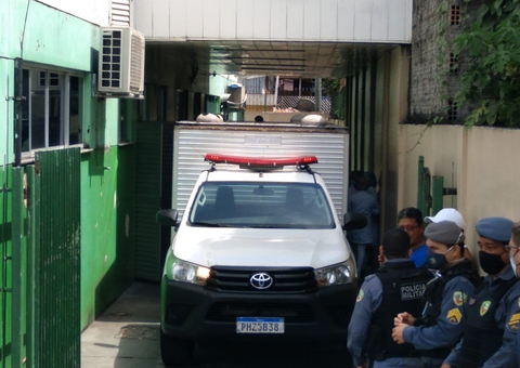 Homem é morto a tiros ao sair de casa em Manaus