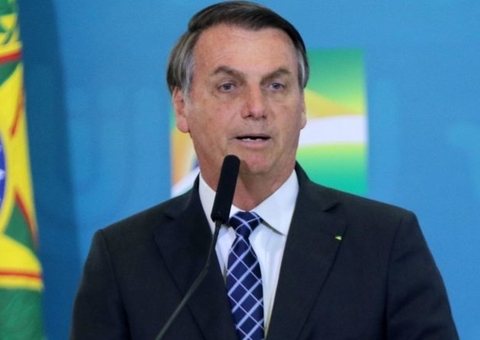 Deputado protocola notícia-crime contra Bolsonaro por intimidar técnicos da Anvisa