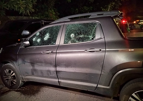 No Natal, dois são assassinados dentro de carro em Manaus