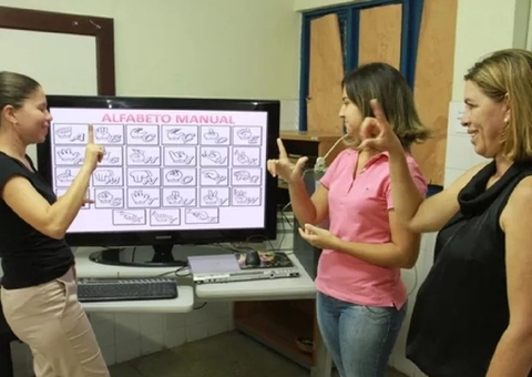 Sesc abre inscrições para cursos de Libras e Inglês em Manaus