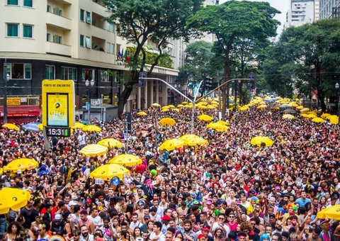 São Paulo autoriza quase 700 desfiles de rua no carnaval 2022