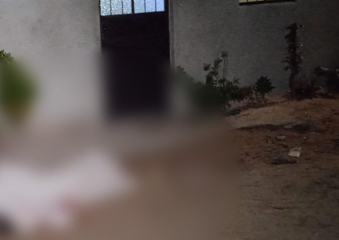 Homem é assassinado durante jogo de cartas em Manaus