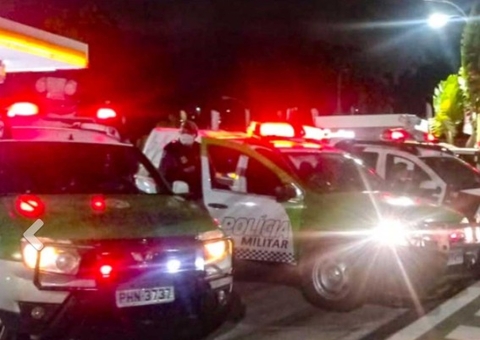 Rendido por criminoso, motorista de app escapa da morte ao ser parado pela polícia em Manaus