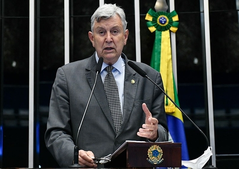 Senador Luiz Carlos Heinze é diagnosticado com covid pela 2ª vez