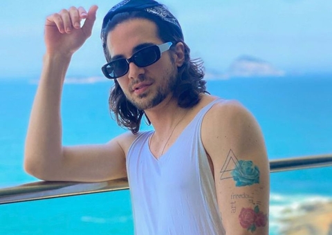 Fiuk se apresenta à Justiça 8 anos após acusar garçom de furto