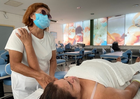 Deficientes visuais concluem curso de massoterapia pelo Senac Amazonas