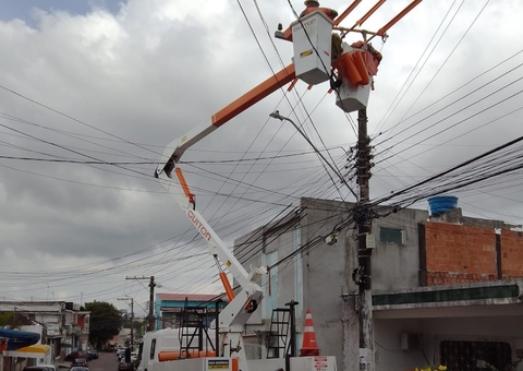 Justiça nega recurso da Amazonas Energia e mantém suspensa a instalação dos medidores elétricos