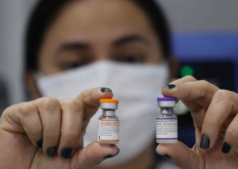 Amazonas recebe mais de 96 mil doses de vacinas da Pfizer nesta quarta 