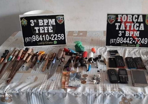 Polícia encontra armas, drogas e celulares em revista em presídio no Amazonas