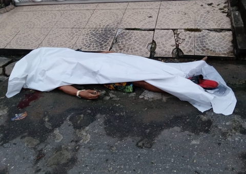 Após disparos, moradores encontram homem com cabeça crivada de balas em Manaus