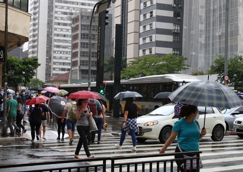 Fiocruz aponta Manaus entre as capitais que deve ter aumento de casos de síndromes respiratórias