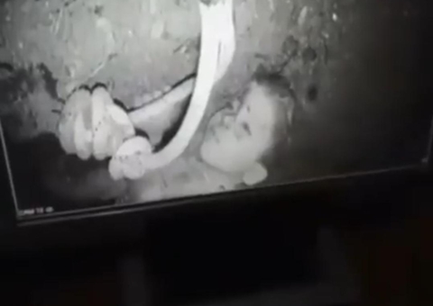 Há 3 dias preso em poço, resgate de menino de 5 anos causa comoção no Marrocos