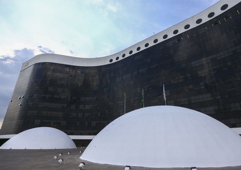 TSE aprova criação da União Brasil, fusão entre DEM e PSL