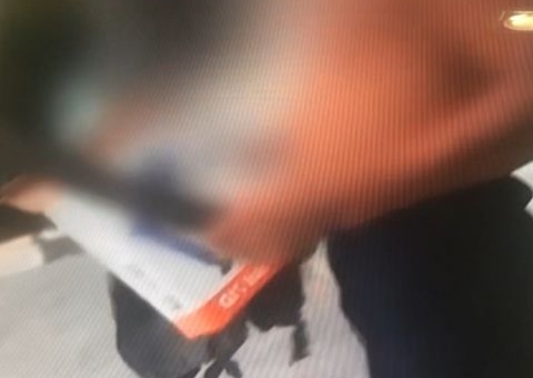 Homem ameaça motoboy com facão durante entrega na zona Norte de Manaus 