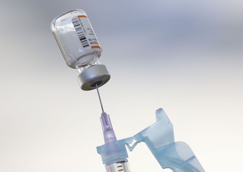 Covid-19: 54 milhões de brasileiros ainda não tomaram dose de reforço