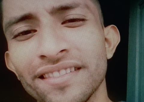 Jovem sai para vender frutas e desaparece em Manaus 