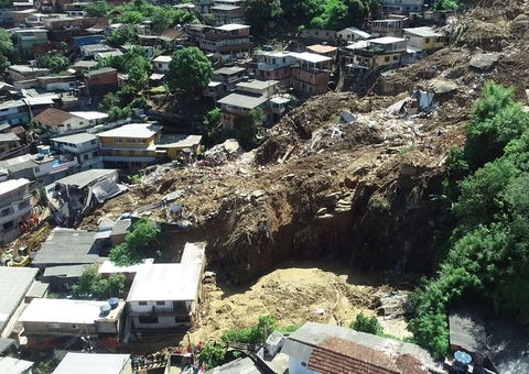 Defesa Civil fez 900 análises técnicas após chuvas em Petrópolis