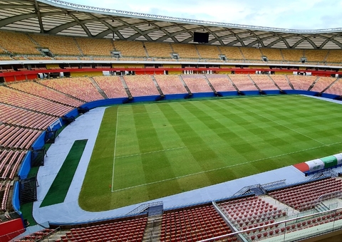 Decreto que libera 30% de público em estádios de futebol é assinado no Amazonas