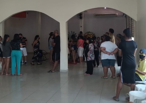 Corpo de travesti morta em SP é velado em Manaus; Família pede Justiça 