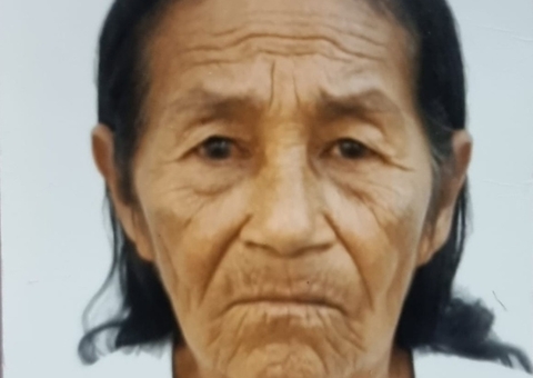 Idosa sai de casa e desaparece em Manaus; Filha está desesperada