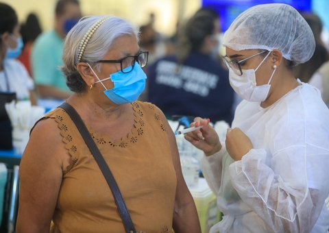 Amazonas já aplicou 6.467.128 doses de vacina contra Covid até esta segunda