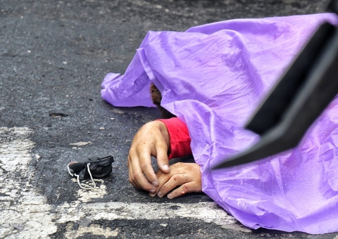 Homem é perseguido e morto a tiros no Centro de Manaus