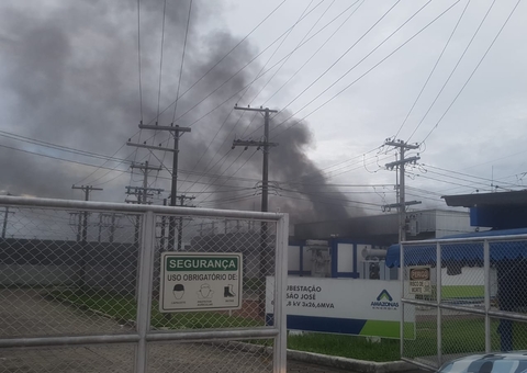 Moradores reclamam de falta de energia horas após incêndio em subestação em Manaus