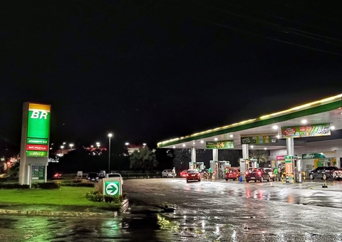 Procon fiscaliza postos de combustíveis após gasolina chegar a mais de R$ 7 em Manaus