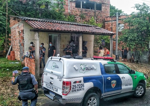 Após amigos mexerem com mulher na rua, dupla invade casa e mata homem em Manaus