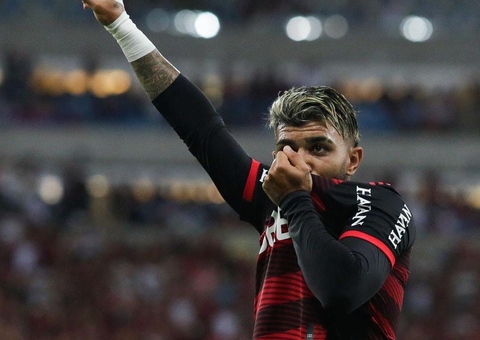Flamengo atropela Bangu com 6 gols no Maracanã